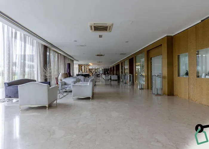 Hotiday Collection - Hotel 5*