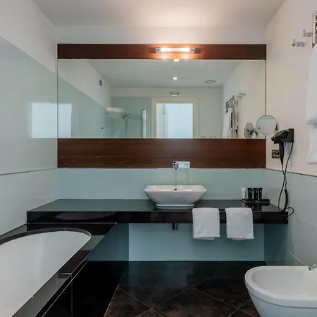 Hotiday Collection - Hotel